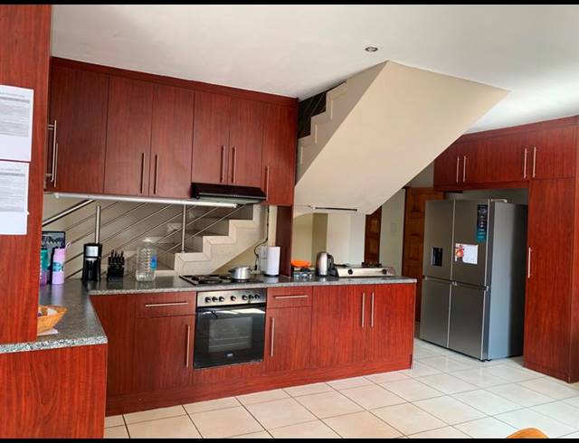 4 BEDROOM PROPERTY TO RENT IN STONERIDGE